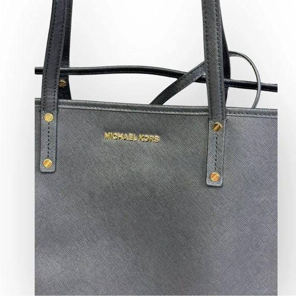 NWT Michael Kors Jet Set Travel Drawstring Tote Black/white Lining - $348 MSRP - Picture 9 of 10